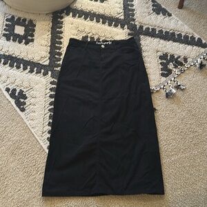 Inherit Stella in Black Size 11/12, Maxi length (36” long)